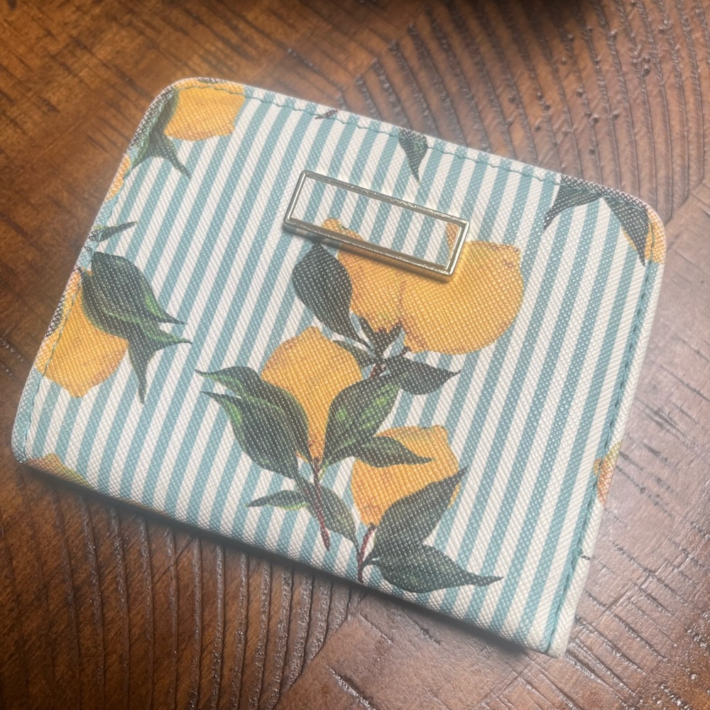 ✨Floral Striped Wallet✨